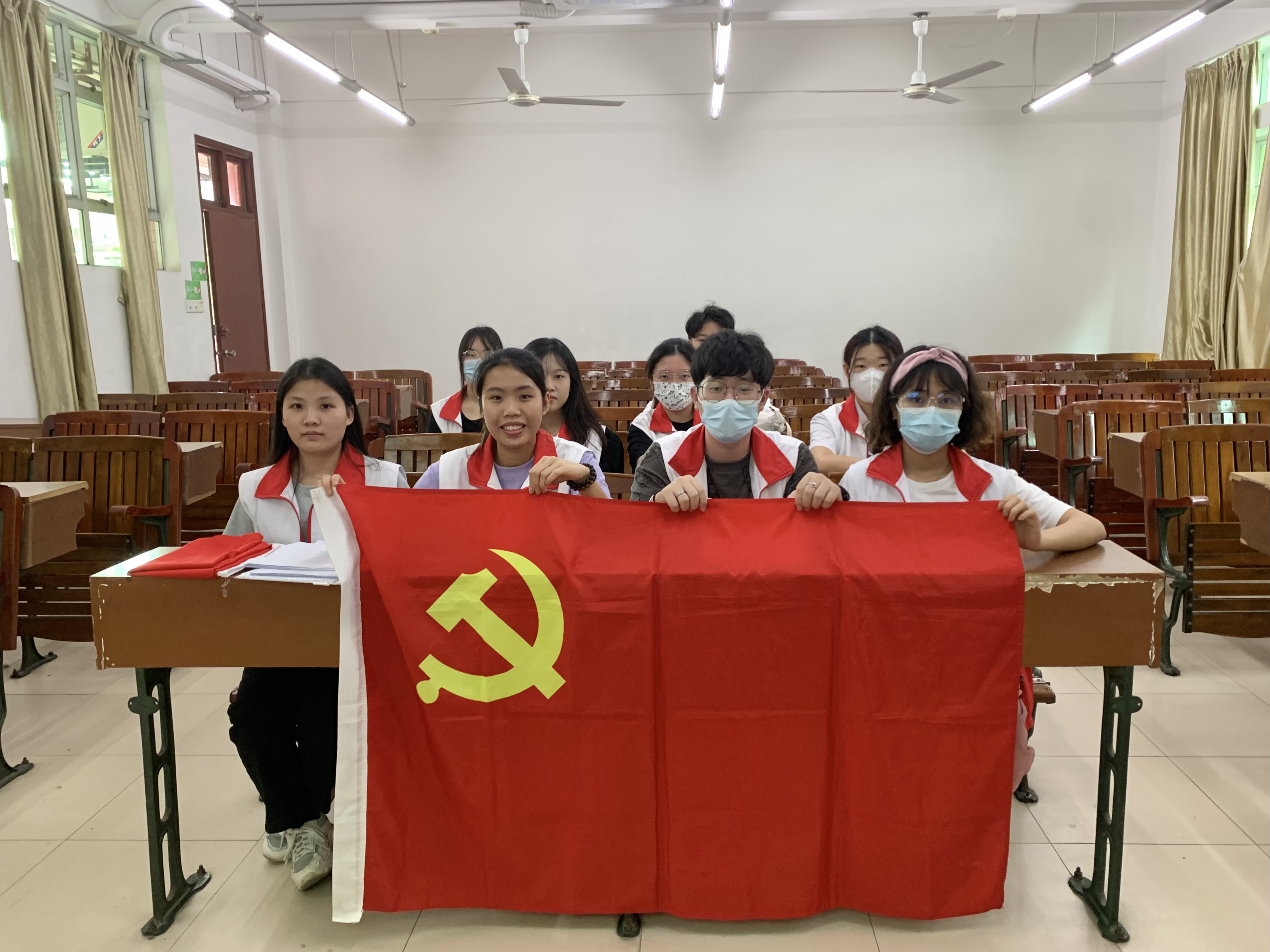 大合照.jpg