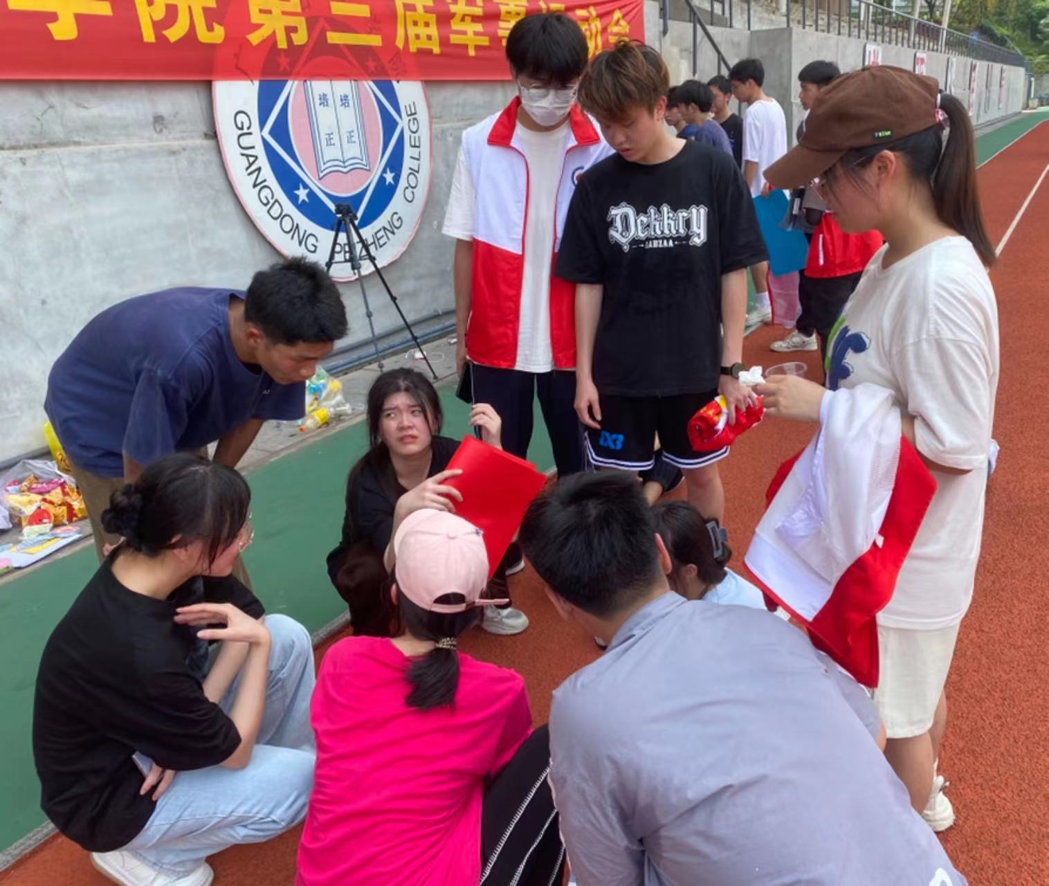 赛后讨论 (4).jpg