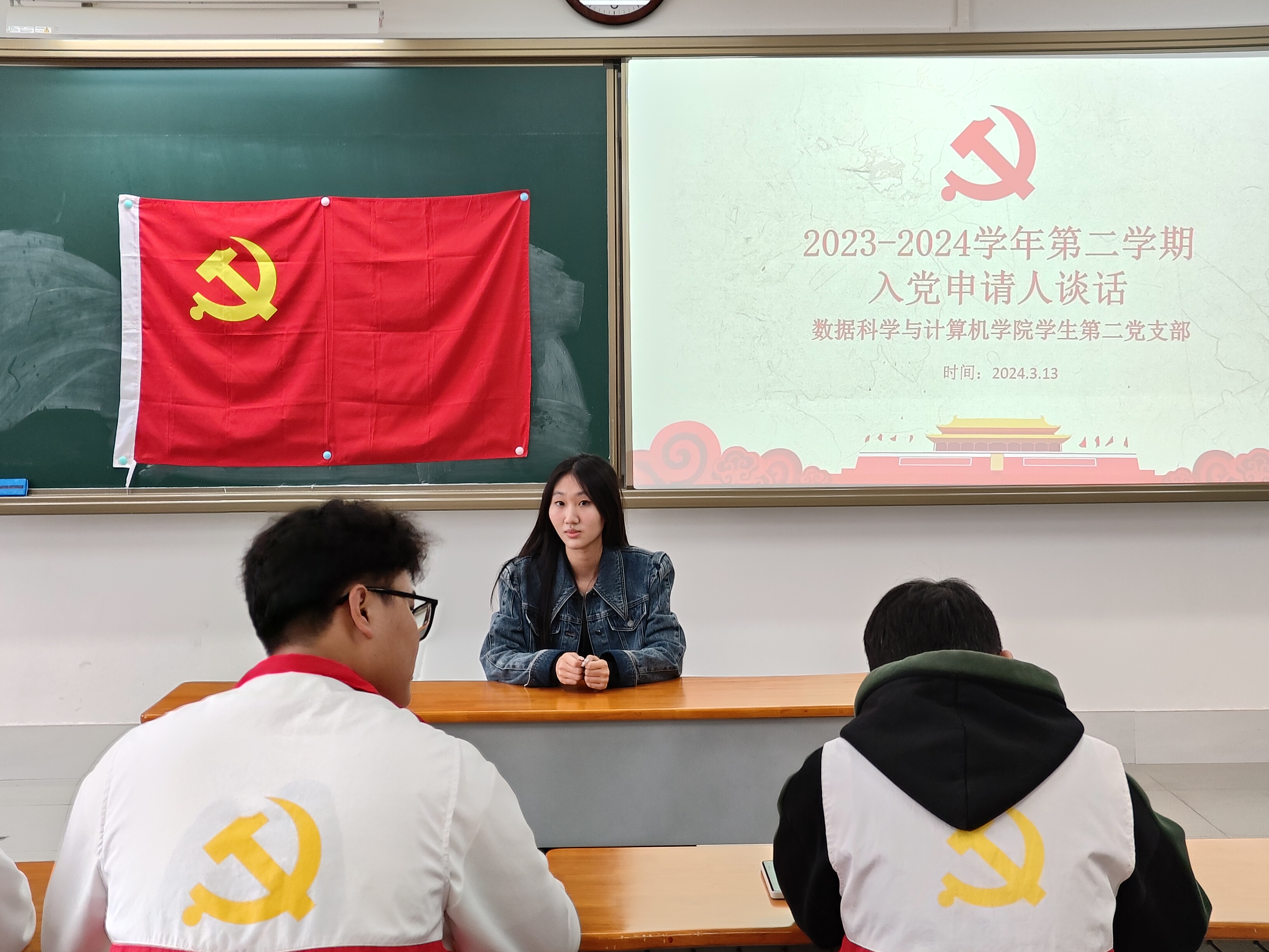 谈话人8.jpg