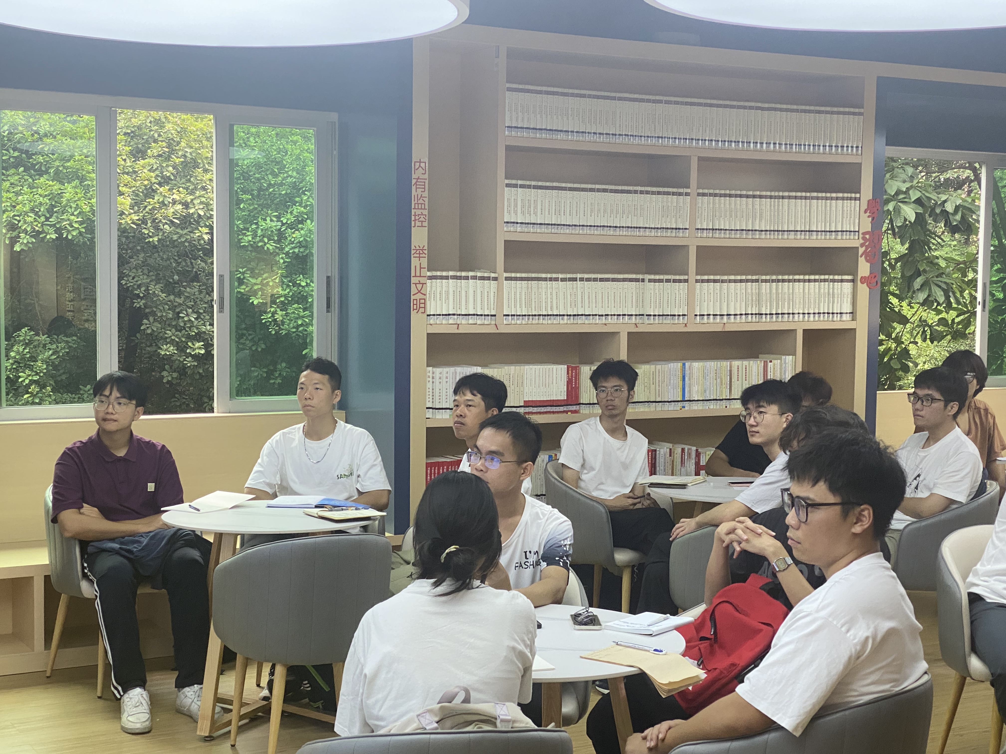 4学生2.jpg