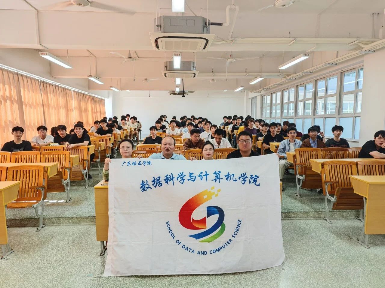 微信图片_20241103213008.jpg